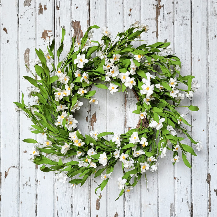 White Daisy Wreath - 24 Inch
